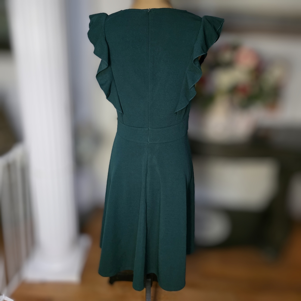 Yathon Elegant Green Ruffle Sleeve Midi Dress - Picture 2 of 5